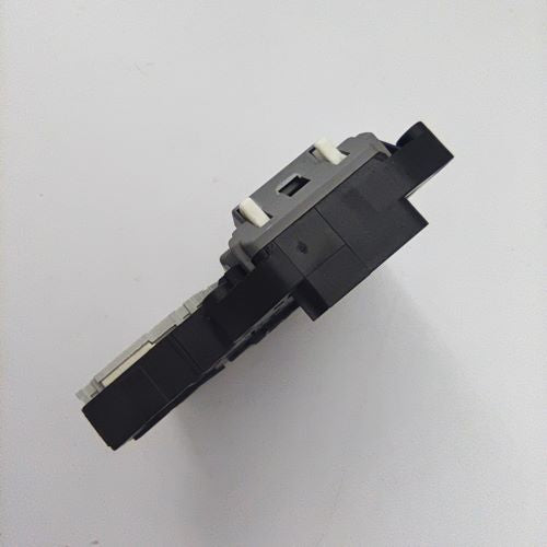 DOOR LOCK EBF61315802