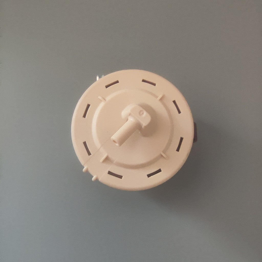 PRESSURE SWITCH DC96-01703A