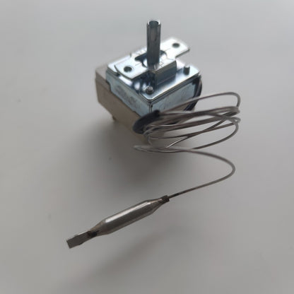 THERMOSTAT 300C OVEN TU16 W. BUTTON
