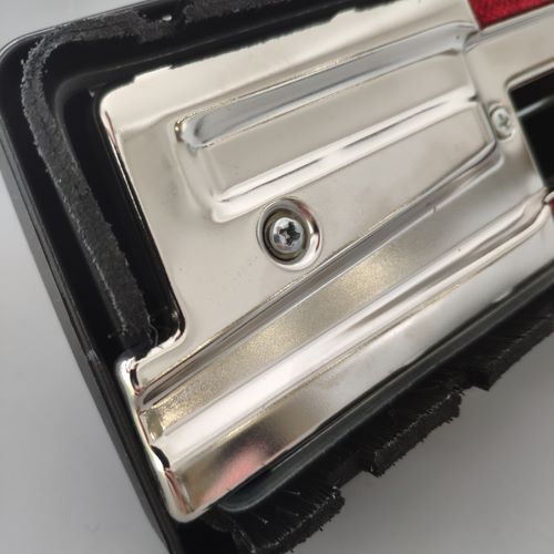 UNIVERSAL FLOOR BRUSH