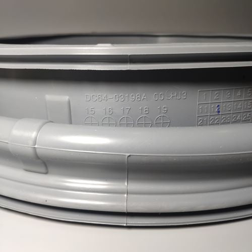 DOOR GASKET DC64-03198A